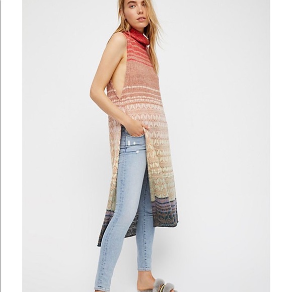 Free People Sweaters - NWT Free People Rose Gold Rainbow Tunic Size Med